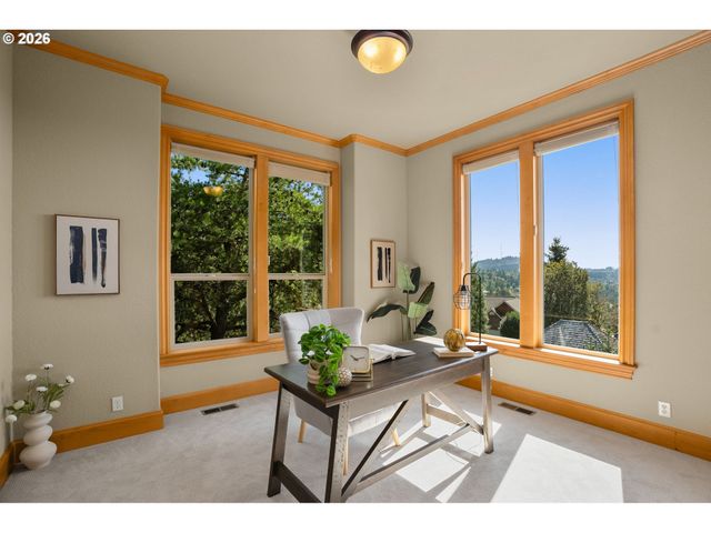 9930 Nw UPTON Ct, Portland, OR 97229