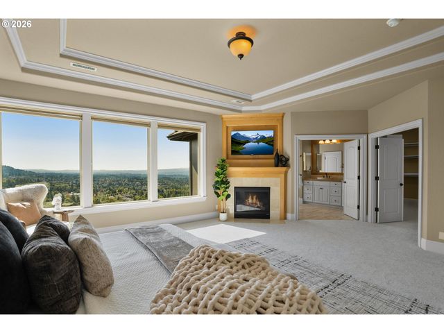 9930 Nw UPTON Ct, Portland, OR 97229