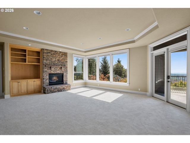 9930 Nw UPTON Ct, Portland, OR 97229