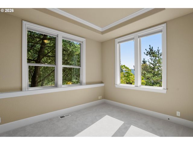 9930 Nw UPTON Ct, Portland, OR 97229