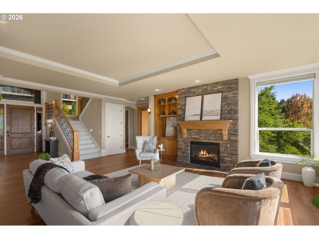 9930 Nw UPTON Ct, Portland, OR 97229
