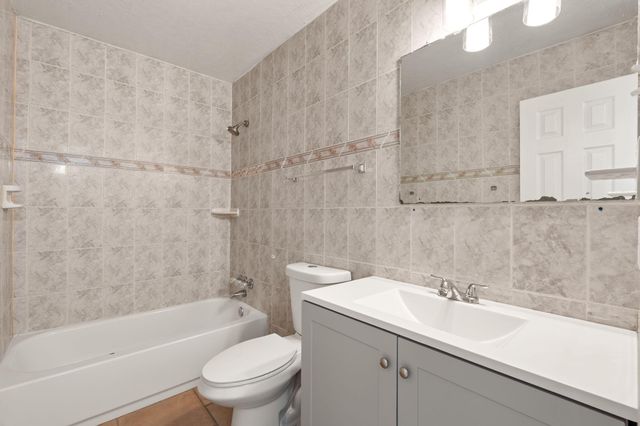 10510 Del Rey Road SW, Albuquerque, NM 87121