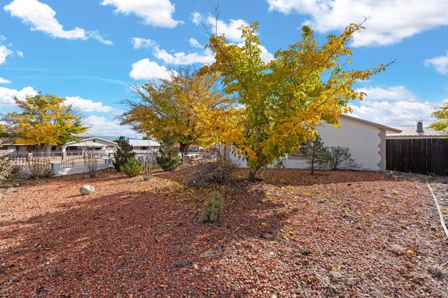 10510 Del Rey Road SW, Albuquerque, NM 87121