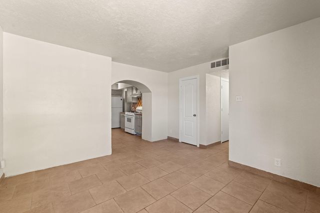 10510 Del Rey Road SW, Albuquerque, NM 87121