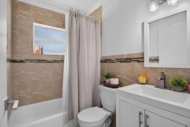 249 NW 48th Avenue, Deerfield Beach, FL 33442