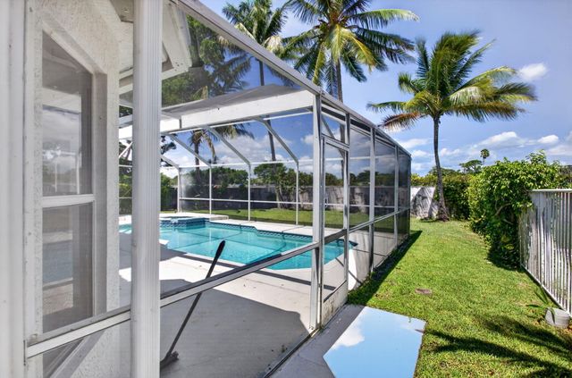 249 NW 48th Avenue, Deerfield Beach, FL 33442
