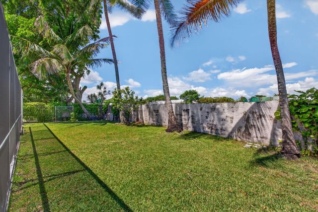 249 NW 48th Avenue, Deerfield Beach, FL 33442