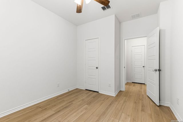 106 E Low Cascade Dr, Boerne, TX 78006