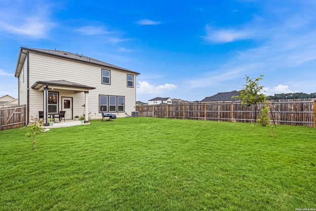 106 E Low Cascade Dr, Boerne, TX 78006