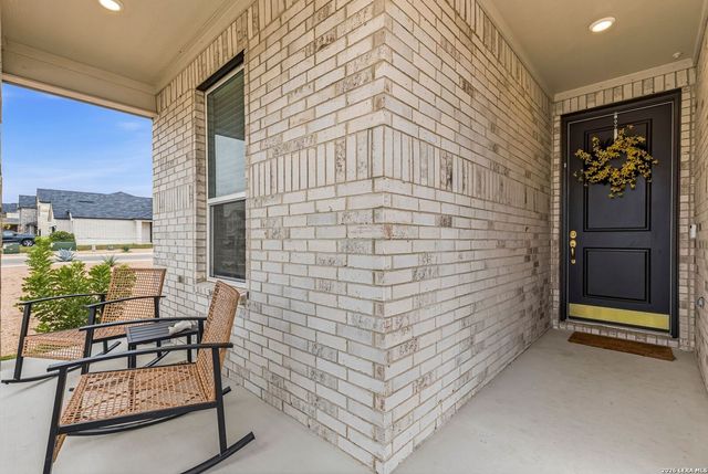 106 E Low Cascade Dr, Boerne, TX 78006