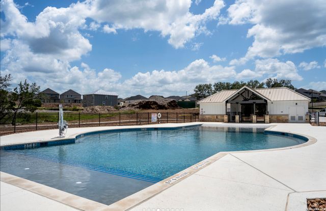 106 E Low Cascade Dr, Boerne, TX 78006