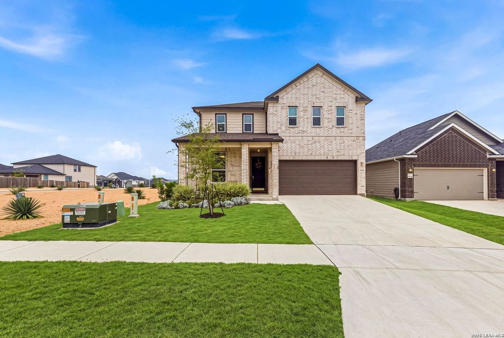 106 E Low Cascade Dr, Boerne, TX 78006