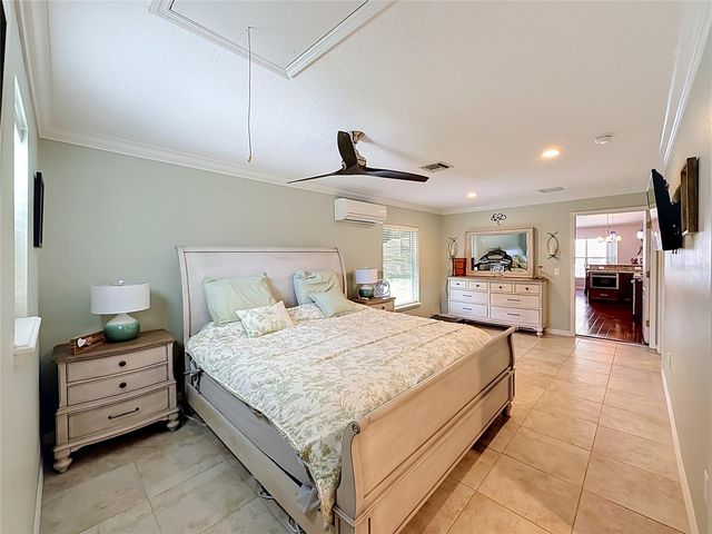 1050 FAHNSTOCK STREET, Eustis, FL 32726