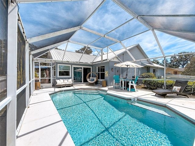 1050 FAHNSTOCK STREET, Eustis, FL 32726