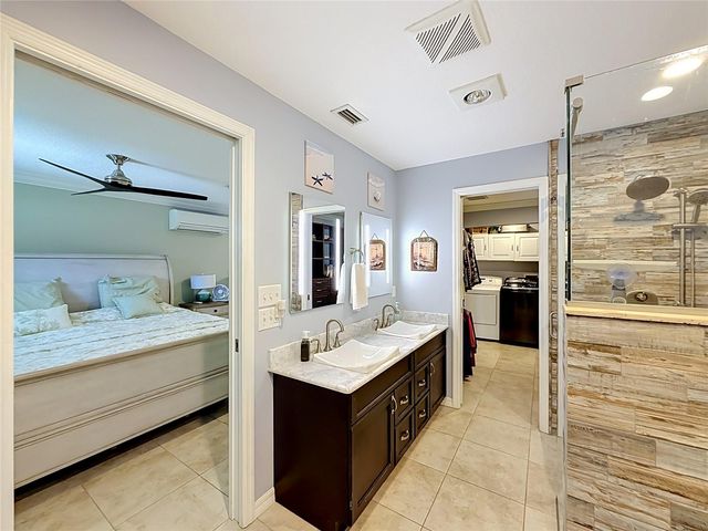 1050 FAHNSTOCK STREET, Eustis, FL 32726
