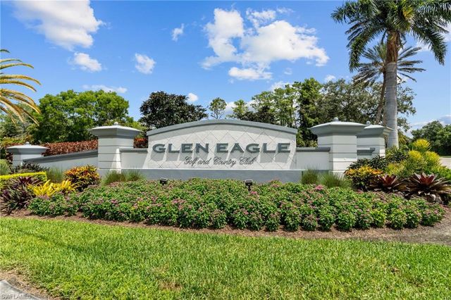 96 Glen Eagle CIR, Naples, FL 34104