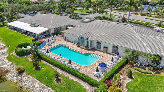 96 Glen Eagle CIR, Naples, FL 34104