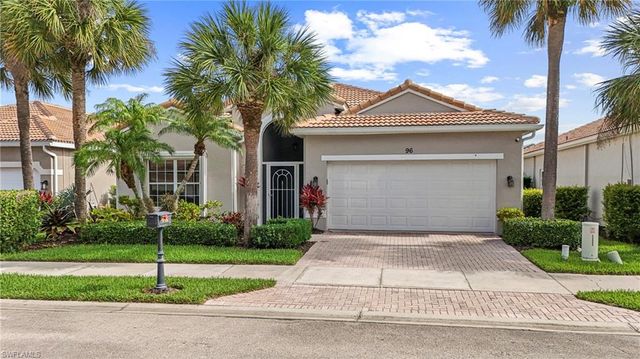96 Glen Eagle CIR, Naples, FL 34104