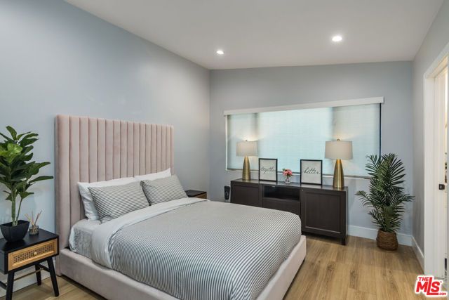 4821 Heaven Avenue, Los Angeles, CA 91364
