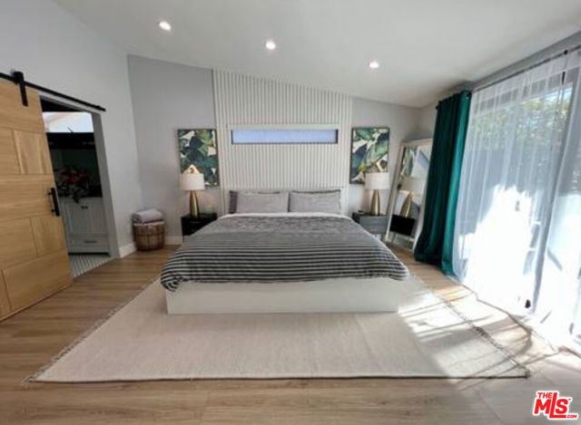 4821 Heaven Avenue, Los Angeles, CA 91364