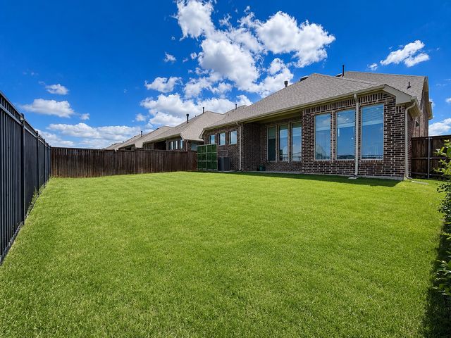 17293 Texas Pistache Drive, Dallas, TX 75252