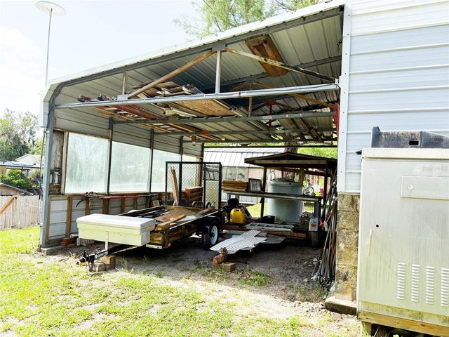 104 WATERWAY AVENUE, Satsuma, FL 32189