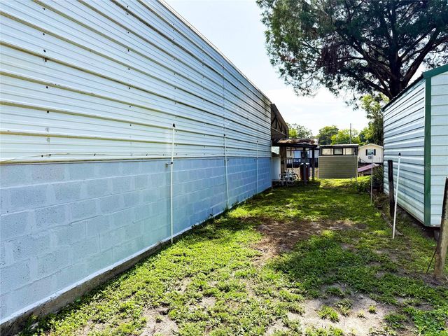 104 WATERWAY AVENUE, Satsuma, FL 32189