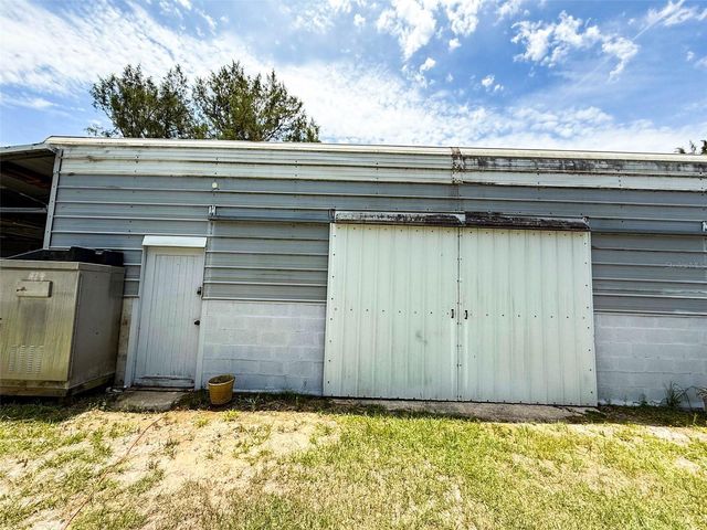 104 WATERWAY AVENUE, Satsuma, FL 32189