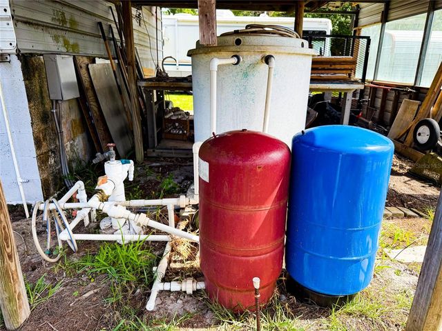 104 WATERWAY AVENUE, Satsuma, FL 32189