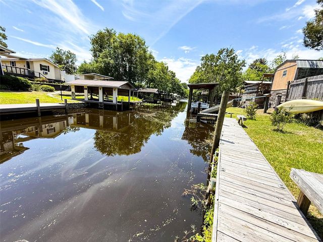 104 WATERWAY AVENUE, Satsuma, FL 32189