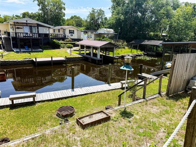 104 WATERWAY AVENUE, Satsuma, FL 32189