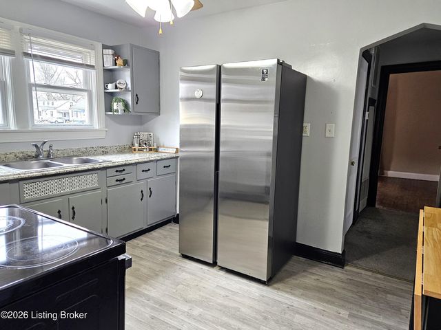 1105 Brookline Ave, Louisville, KY 40215