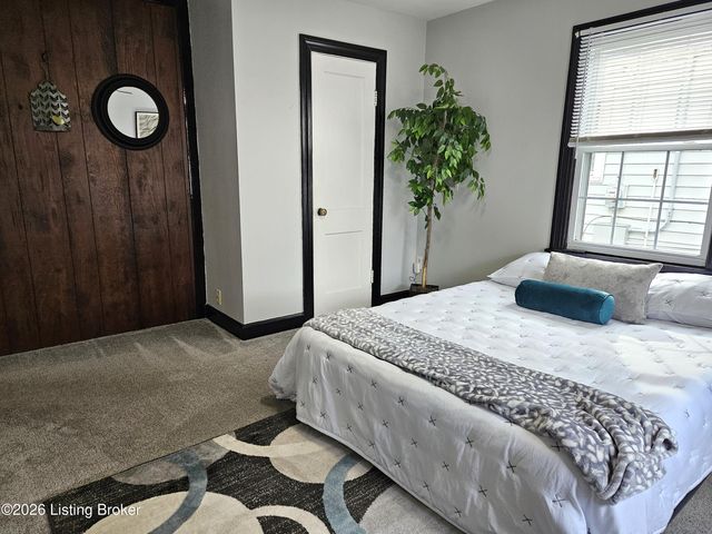 1105 Brookline Ave, Louisville, KY 40215