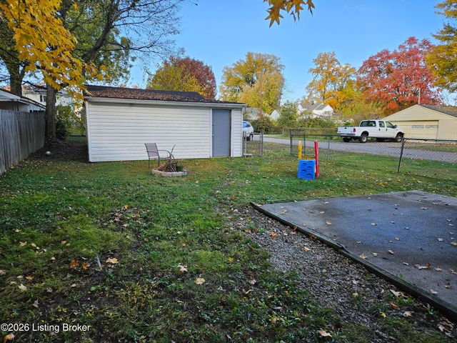 1105 Brookline Ave, Louisville, KY 40215