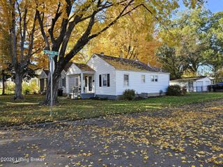 1105 Brookline Ave, Louisville, KY 40215