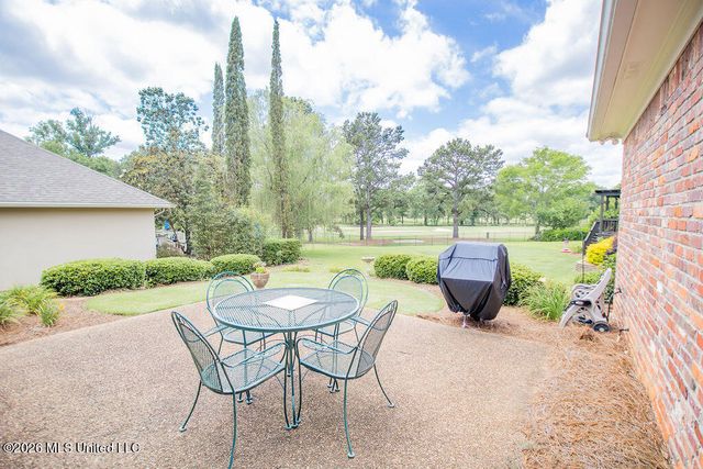 405 Eastpointe Cove, Madison, MS 39110