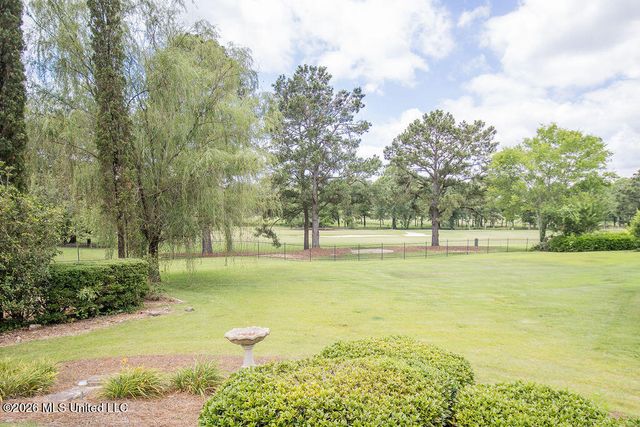 405 Eastpointe Cove, Madison, MS 39110