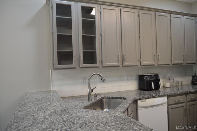 1537 WORTHING Road, Montgomery, AL 36117