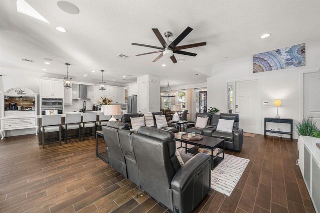 1107 Timber Reap Trail, Loxahatchee, FL 33470