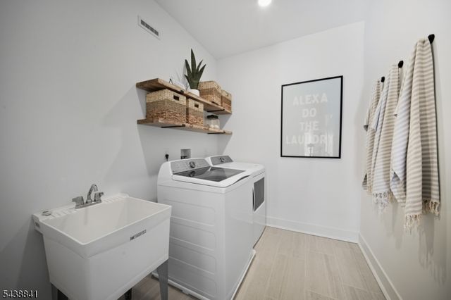 4 Pimlico Pl, Oakland Boro, NJ 07436
