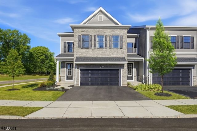 4 Pimlico Pl, Oakland Boro, NJ 07436