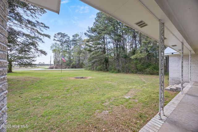 1361 Fountaintown Road, Beulaville, NC 28518