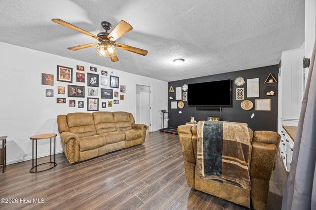 1361 Fountaintown Road, Beulaville, NC 28518