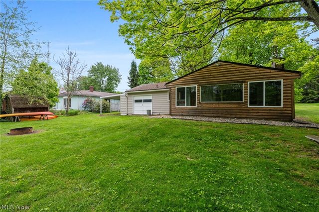 6109 Vale View Drive SW, Sherrodsville, OH 44675