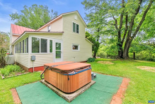 687 GIDSVILLE RD, Amherst, VA 24521