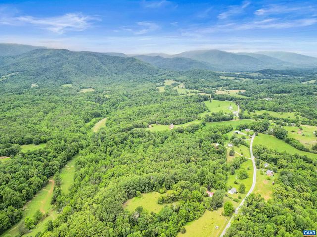 687 GIDSVILLE RD, Amherst, VA 24521