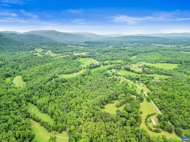 687 GIDSVILLE RD, Amherst, VA 24521