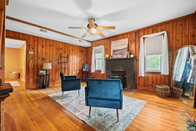 687 GIDSVILLE RD, Amherst, VA 24521