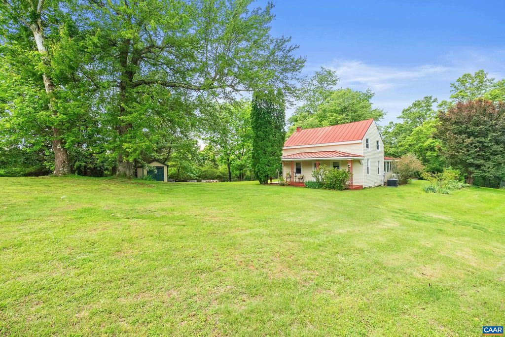 687 GIDSVILLE RD, Amherst, VA 24521