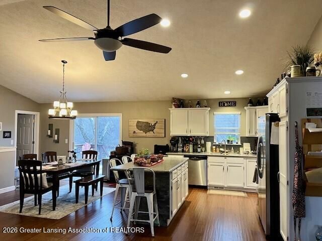 7211 Hartel Road, Potterville, MI 48876